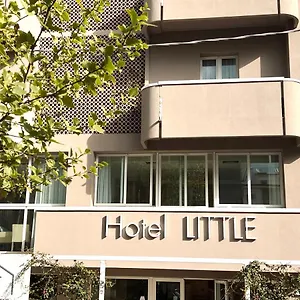 Szálloda Little, Rimini