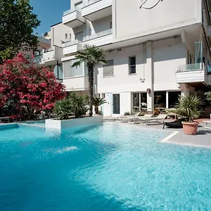 Szálloda Si, Rimini